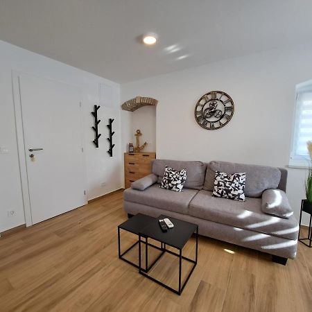 Apartman Tea Mali Lošinj Buitenkant foto