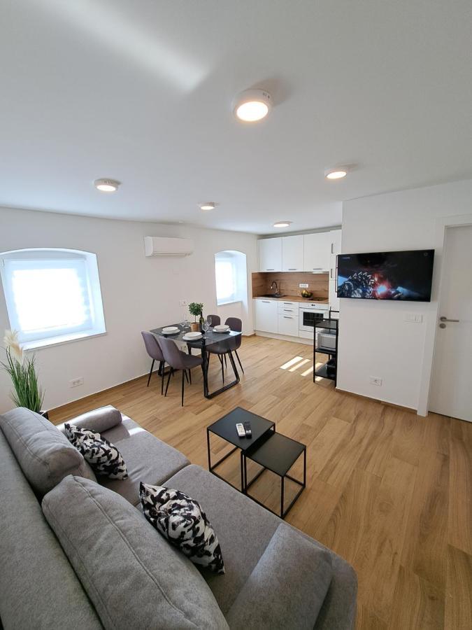 Apartman Tea Mali Lošinj Buitenkant foto