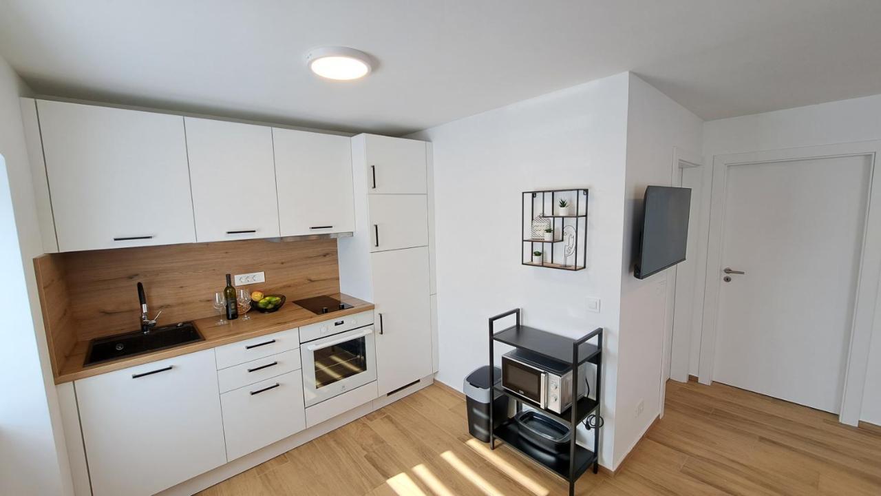 Apartman Tea Mali Lošinj Buitenkant foto